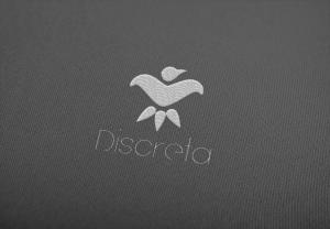 logo disccreta bordado